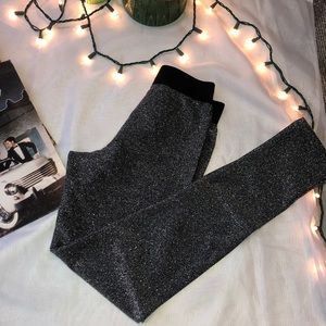 MEDIUM black and silver glitter Leggings🧚🏻‍♀️